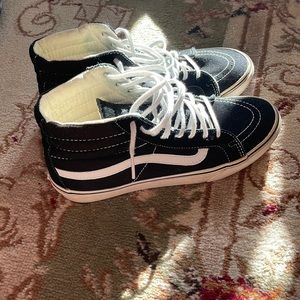 Vans high tops women 10